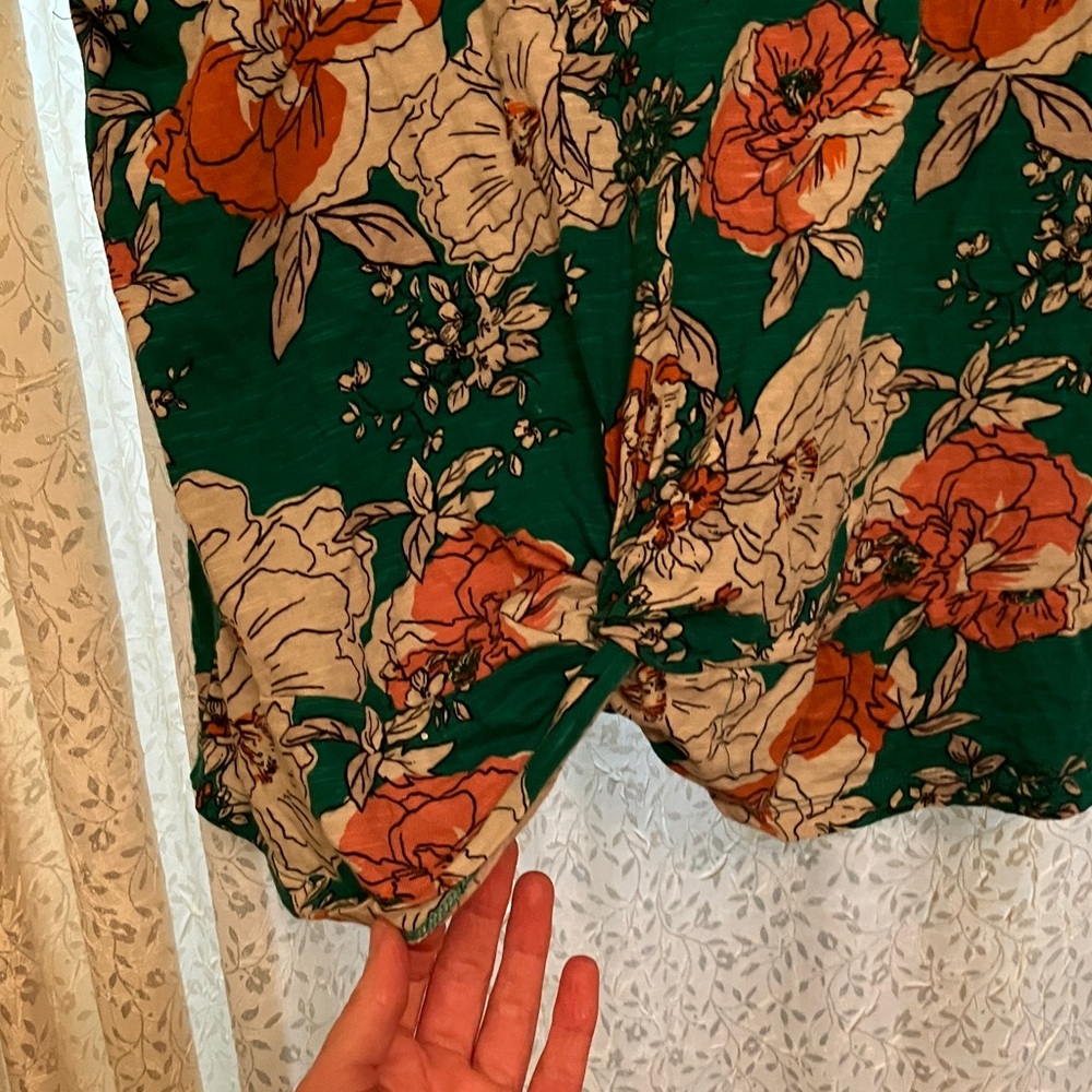 Anthropologie t-shirt - Picture 4 of 6